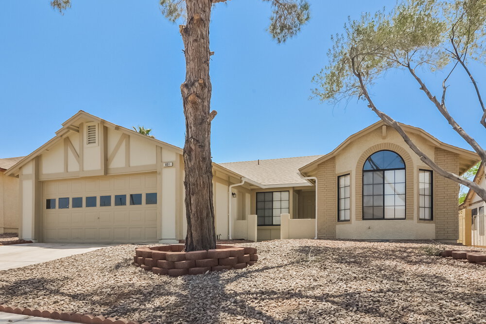 831 Anchor Dr in Henderson, NV - Building Photo