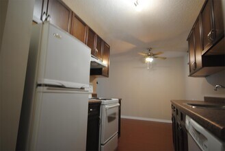 10735-10735-127 127 St in Edmonton, AB - Building Photo - Building Photo