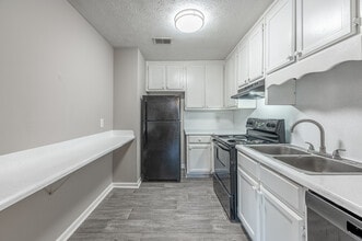 Alcovy Terrace in Covington, GA - Foto de edificio - Interior Photo