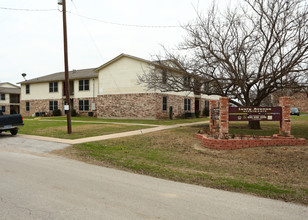 Luety Ave Apartments in Justin, TX - Building Photo - Building Photo