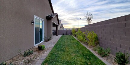 3392 Aultmore Ln in Henderson, NV - Building Photo - Building Photo
