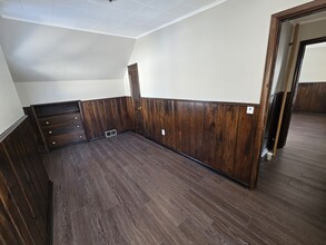 1305 Collegewood St in Ypsilanti, MI - Foto de edificio - Building Photo