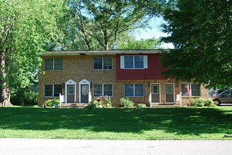 State Place Apartment Homes in Chesterton, IN - Building Photo - Building Photo