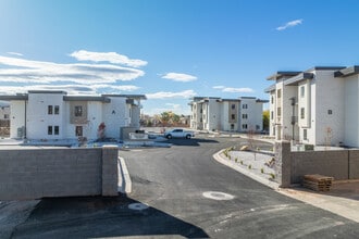 Mountain View Apartments in Hurricane, UT - Foto de edificio - Building Photo