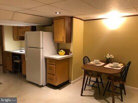 5915 85th Ave in New Carrollton, MD - Building Photo