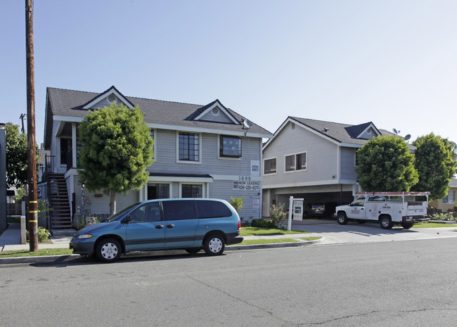 1225 W Diamond St in Anaheim, CA - Foto de edificio - Building Photo