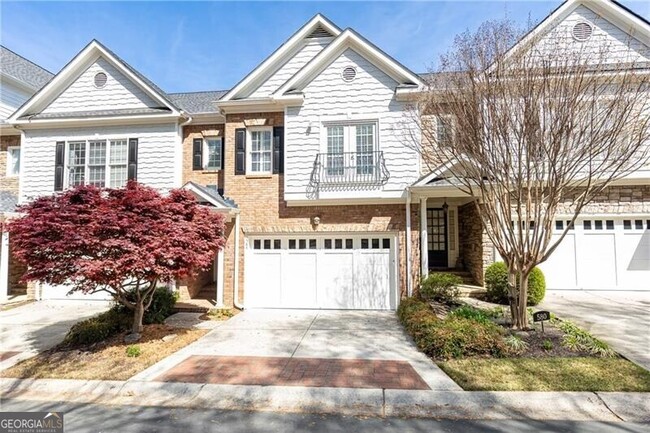 property at 5492 Glenridge Dr