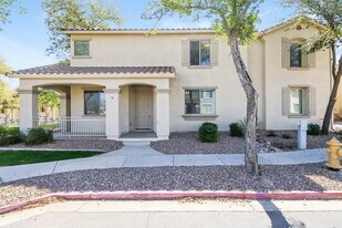 3889 S Napa Ln in Gilbert, AZ - Building Photo