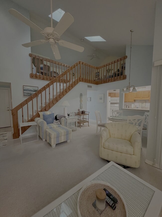 property at 1924 Westminster Cir