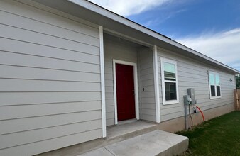 2706 Totley Rd in Pflugerville, TX - Building Photo - Building Photo