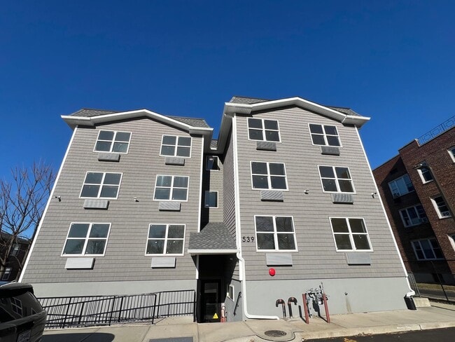 property at 539 Front St