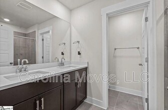 22 Sparrow Ln in Greenville, SC - Building Photo - Building Photo
