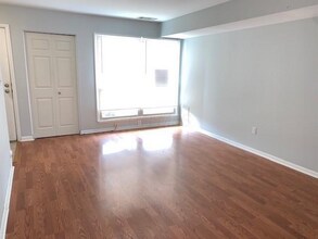1100 Merrimar Cir N in Columbus, OH - Building Photo - Building Photo