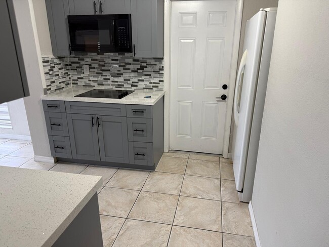 property at 3196 Normandy Dr