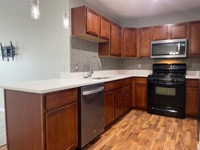 53033 Providence Dr in Shelby Township, MI - Building Photo - Building Photo
