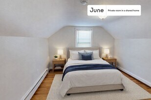 94 Spring St in Cambridge, MA - Building Photo