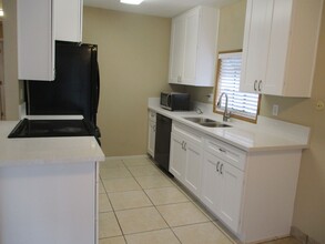 1061 Naranca Ave in El Cajon, CA - Building Photo - Building Photo