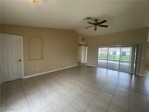 630 SW 28th Terrace in Cape Coral, FL - Building Photo - Building Photo