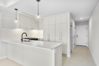 8375-8375 Broadcast Ave SW in Calgary, AB - Building Photo - Building Photo