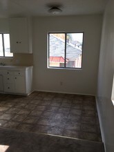 1601 Maltman Ave, Unit 3 in Los Angeles, CA - Building Photo - Building Photo