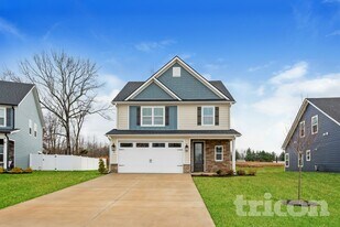 544 Kingwood Ln in White House, TN - Building Photo