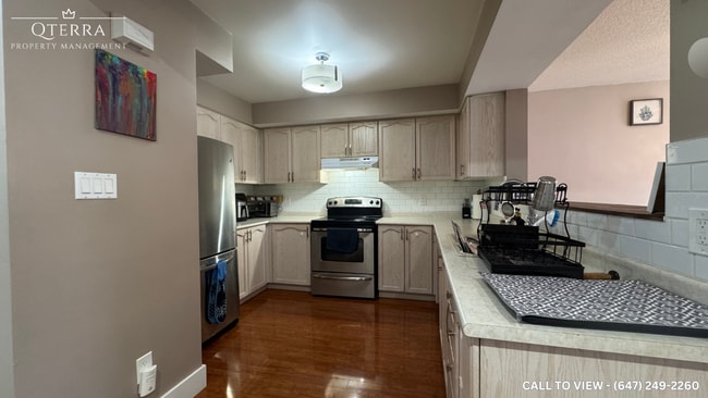 120 Dudhope Av in Cambridge, ON - Building Photo - Building Photo