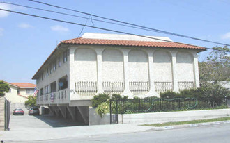 3621 La Madera Ave Apartments