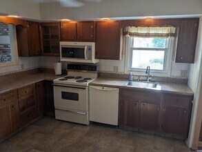 2907 Greenbriar Dr in Fort Wayne, IN - Building Photo - Building Photo