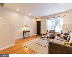 1934 Titan St in Philadelphia, PA - Building Photo - Building Photo