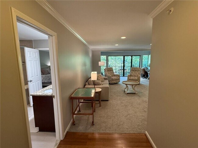 27409 Plantation Dr NE in Atlanta, GA - Building Photo - Building Photo