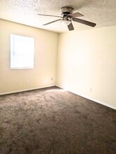 102 E Truman Ave in Copperas Cove, TX - Building Photo - Building Photo