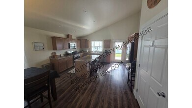 2207 Lindero Blvd in Billings, MT - Building Photo - Building Photo