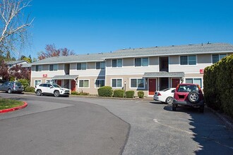 Parkview Apartments in Salem, OR - Foto de edificio - Building Photo