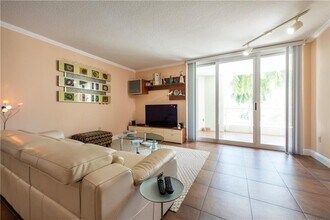 401 SW 4th Ave in Fort Lauderdale, FL - Building Photo - Building Photo