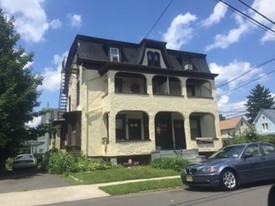 2-4 Mercer Ave Apartments