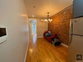 295 Bainbridge St. in Brooklyn, NY - Building Photo - Building Photo