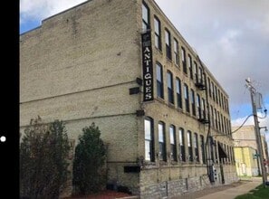 602 S 9th St in Milwaukee, WI - Building Photo - Building Photo