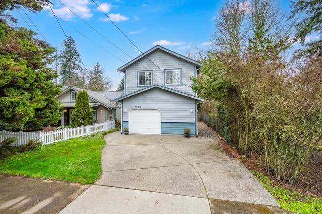 1310 San Francisco Ave NE in Olympia, WA - Building Photo - Building Photo