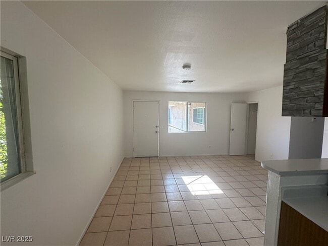 property at 1508 Cobb Ln