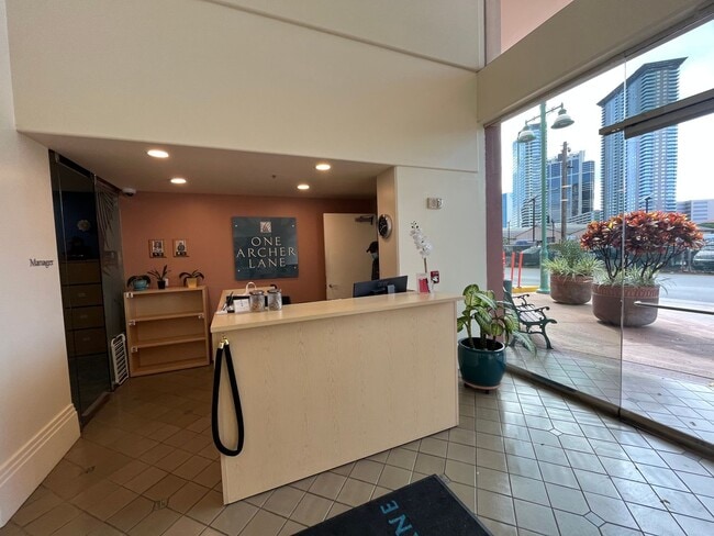 801 S King St in Honolulu, HI - Building Photo - Building Photo