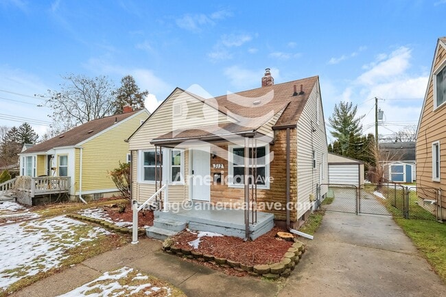 312 De Villen Ave in Royal Oak, MI - Building Photo - Building Photo