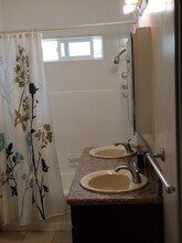 1554 S Stanley Ave, Unit Duplex in Los Angeles, CA - Building Photo - Building Photo