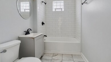 3649 W Montrose Ave in Chicago, IL - Building Photo - Building Photo