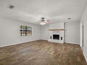 249 Calhoun Dairy Dr in Leesville, LA - Foto de edificio - Building Photo