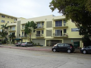 835 Lenox Ave in Miami Beach, FL - Building Photo - Building Photo