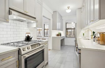 25 E 86th St, Unit PHA in New York, NY - Foto de edificio - Building Photo
