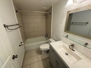2594 Robin Rd in West Valley City, UT - Building Photo - Building Photo