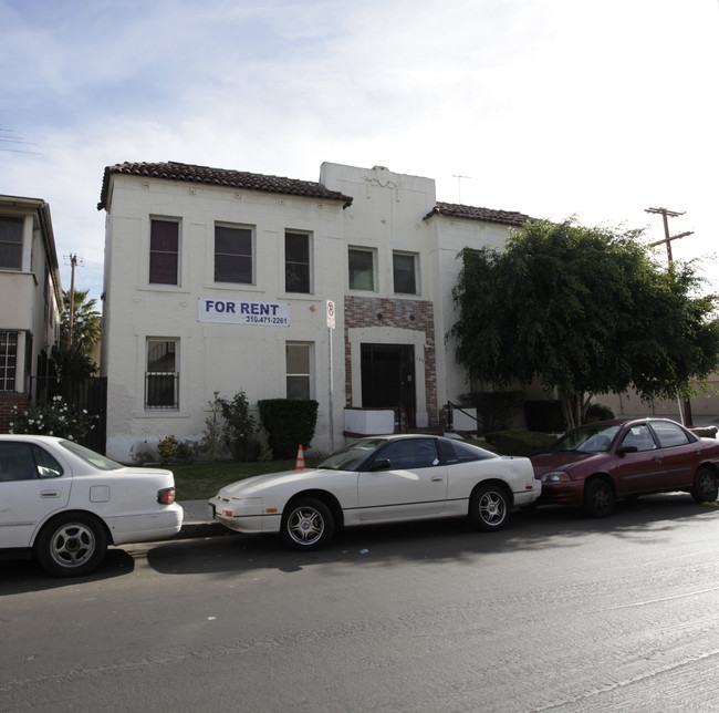 144 S Edgemont St in Los Angeles, CA - Foto de edificio - Building Photo