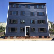 126 Marginal St, Unit 2 in Boston, MA - Building Photo - Building Photo