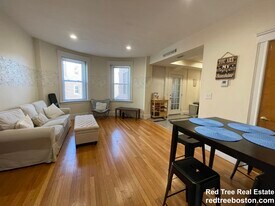 69 Babcock St, Unit 6 in Brookline, MA - Building Photo